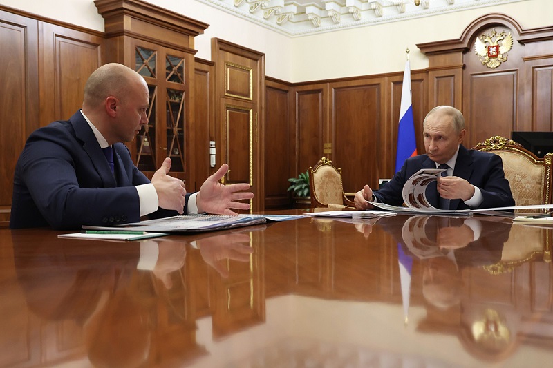 Президент России Владимир Путин выслушал губернатора Беспрозванных