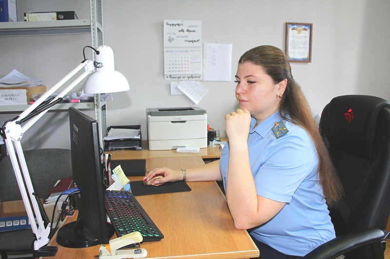 Судебные приставы вычислили мошенника, ему пришлось вернуть социальные выплаты 