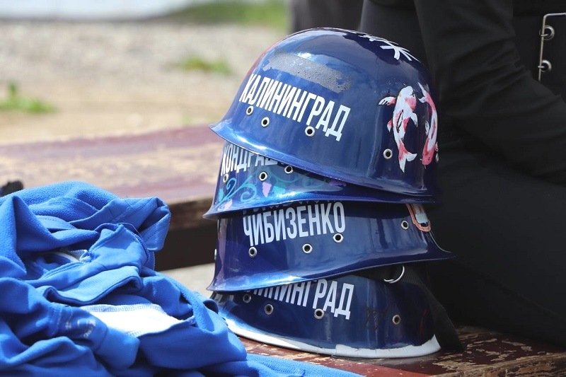 0000 pokazal