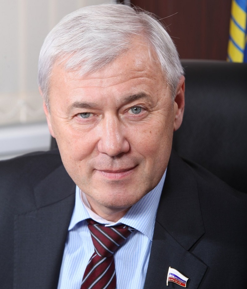 000 aksakov 9