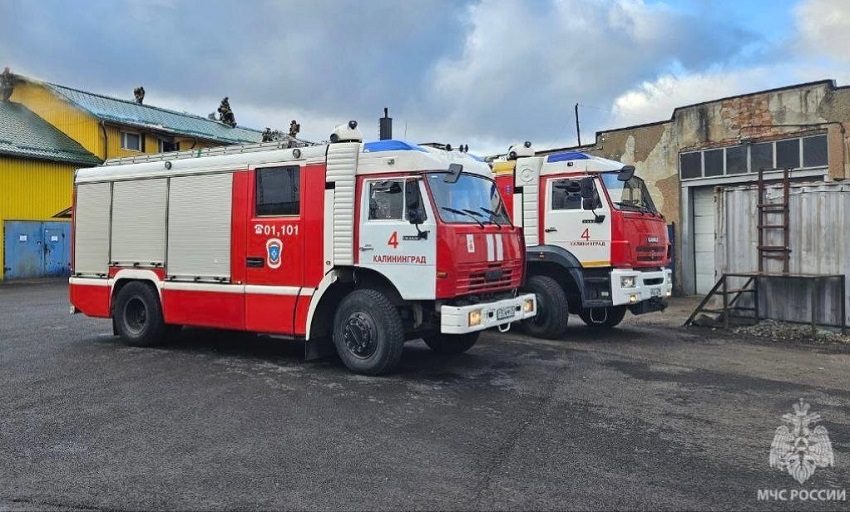 В Калининграде сотрудники МЧС России предотвратили взрыв в столярном цеху