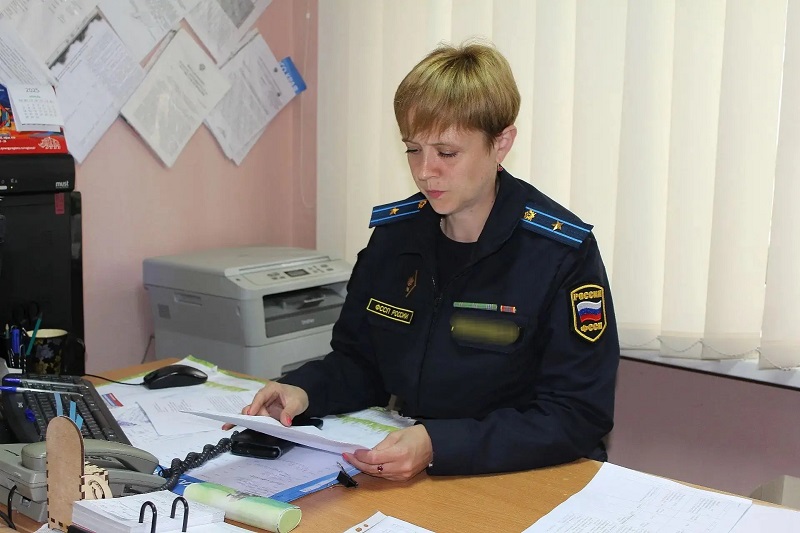 «Созданную для любви» алиментщицу заставили работать принудительно