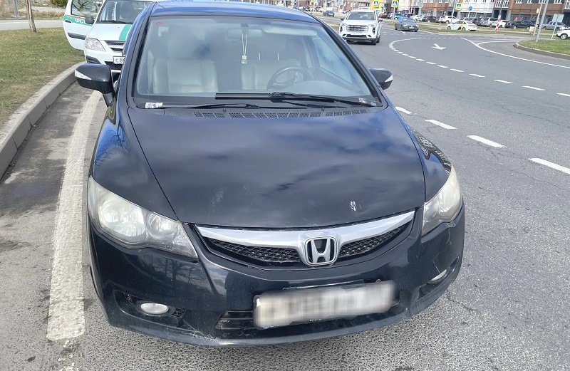 В Калининграде должника временно лишили автомобиля марки «Honda Civic»