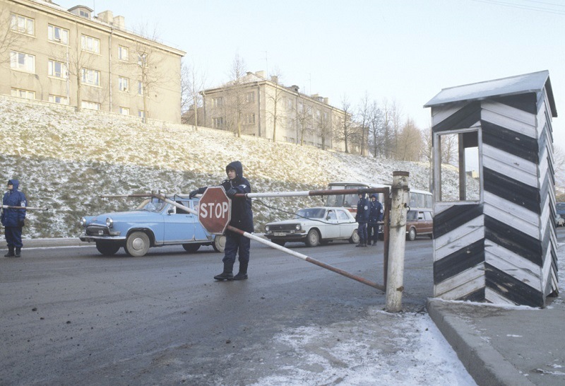 000 Narva 9